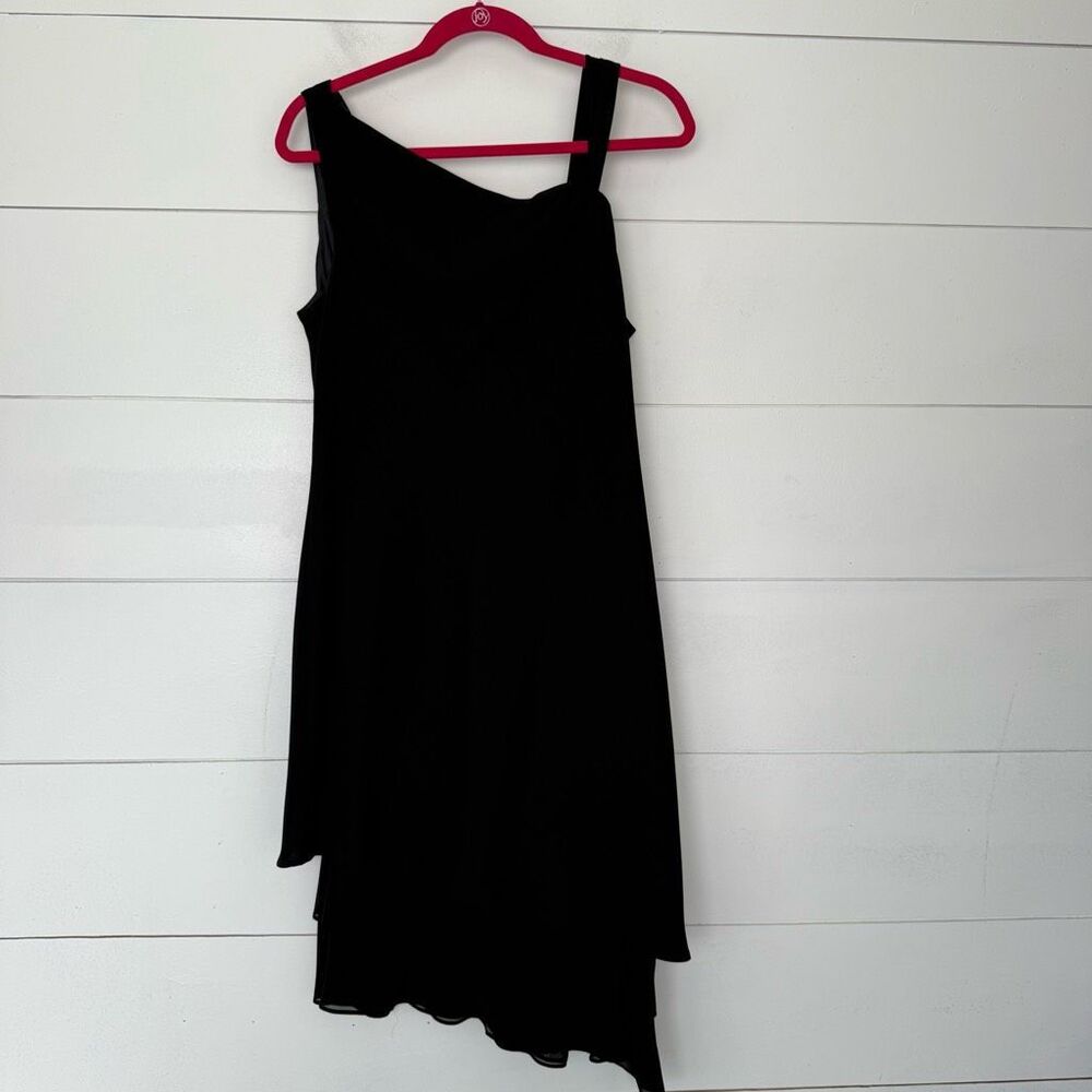 Jones Wear Dress Women’s 16 Black Ruffle Dress